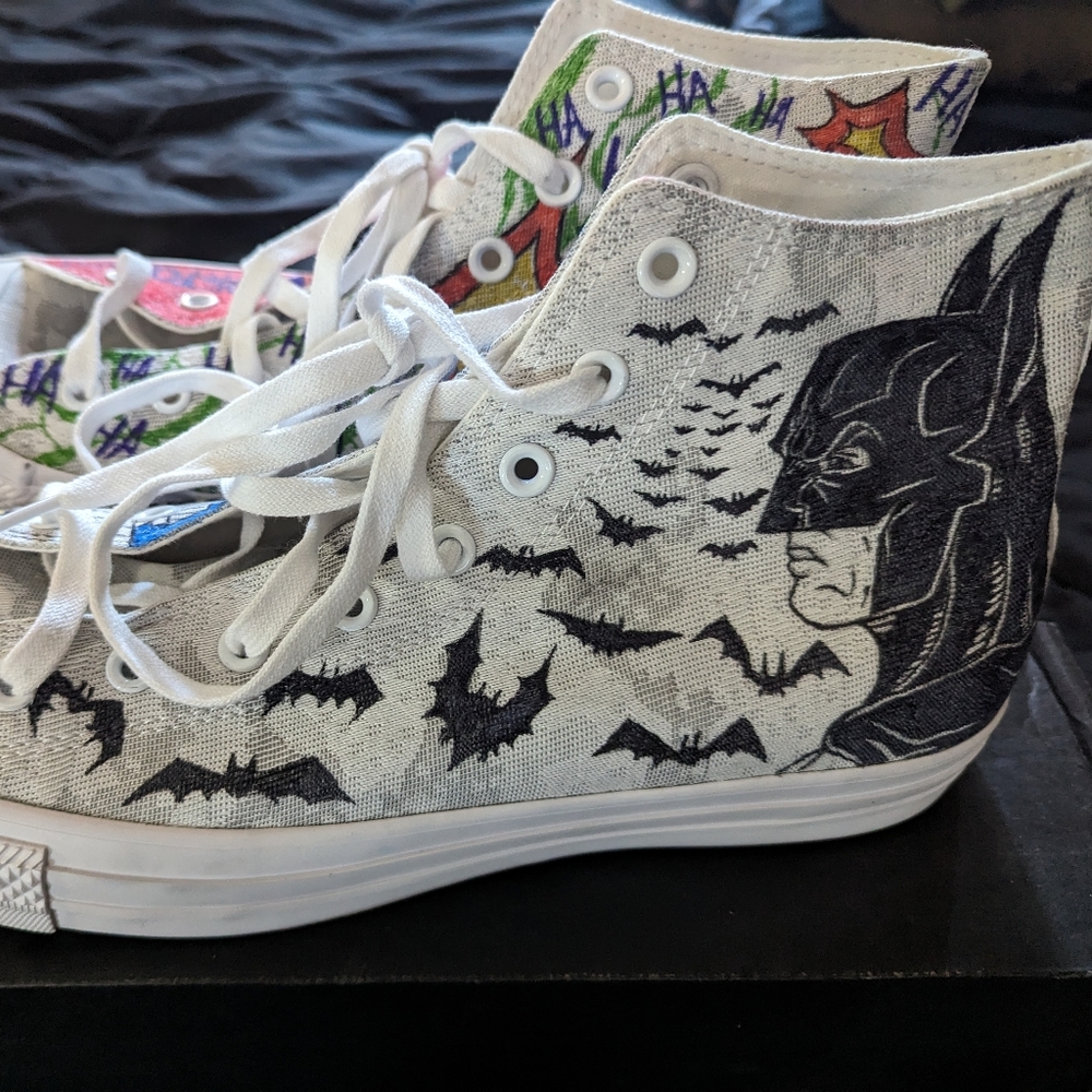 Custom Batman Converse - image 4